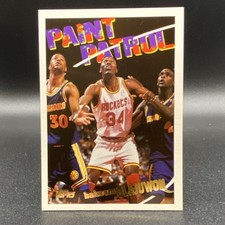 Topps 1994-95 Paint Patrol Insert Hakeem Olajuwon #102 Houston Rockets