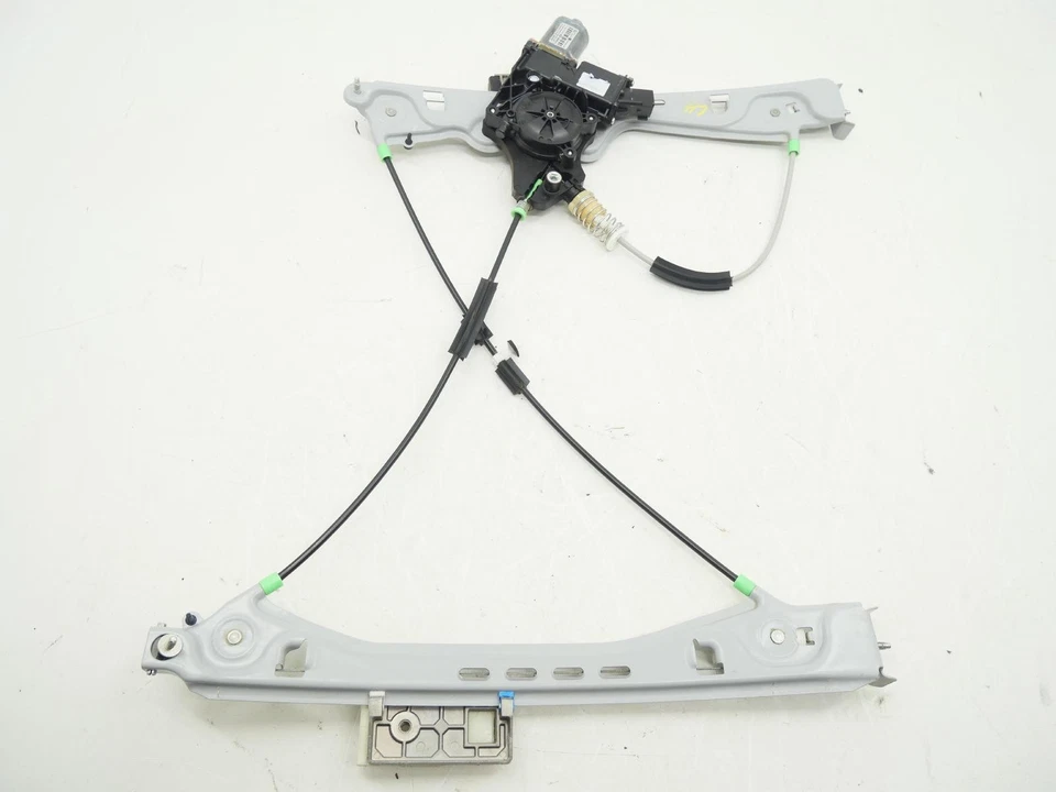 二手轿跑车司机门窗调节器 LH 2016-2024 雪佛兰科迈罗 SS 1LE 原始设备制造商 — 第 3/4 张图片