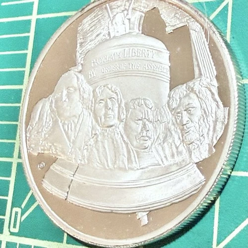 Bicentennial Medal 1 oz .999 Silver Round 1976 Liberty Bell Bullion