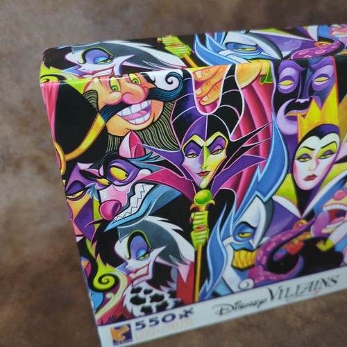 Rompecabezas de villanos de Walt Disney 550 piezas con póster de Ceaco 12+ Úrsula Maléfica - Imagen 5 de 5
