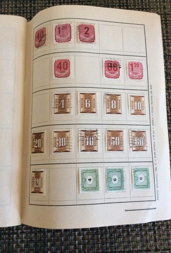 Collection of 740 Postage Stamps-Hungary-Hinged/Used - Picture 12 of 12