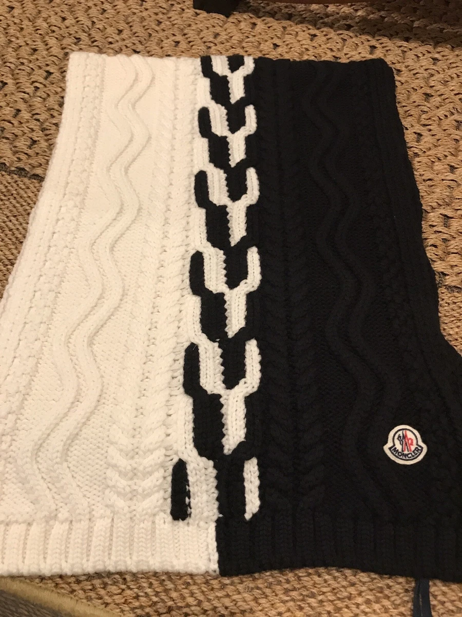 NWT Moncler Sciarpa Tricot Scarf
