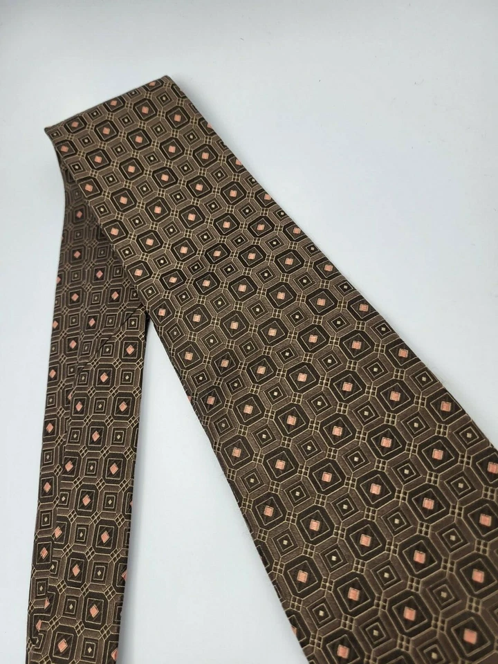 Corbata de seda Club Room marrón rosa geométrica para hombre ancha 58 x 3,75 Foto 4 de 4