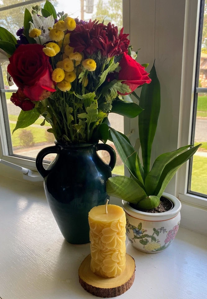 Pinwheel Flower Pillar Candle, Nature, Garden, Beeswax Candles, Daisy, Petals 🐝 - Image 3 of 3