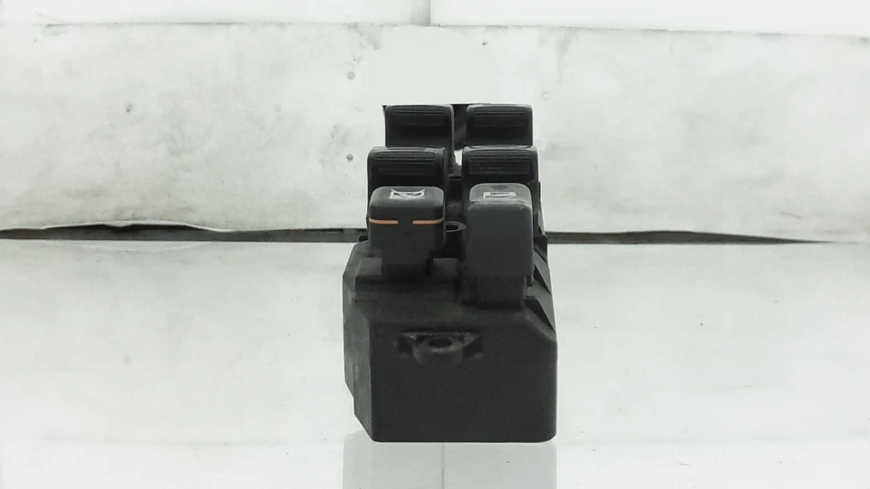 Interruptor de control de ventana de conductor maestro Toyota Sienna 2004-2010 OEM 84820-AE012 Foto 4 de 4