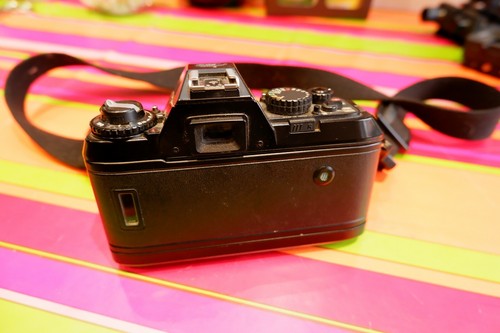 NIKON F-301 camera + Nikon Lens Series E 50mm 1:1.8 - Imagen 4 de 5