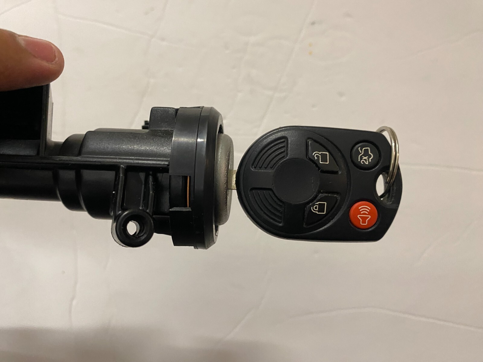 20122018 FORD FOCUS IGNITION SWITCH LOCK CYLINDER W/ KEY OEM eBay