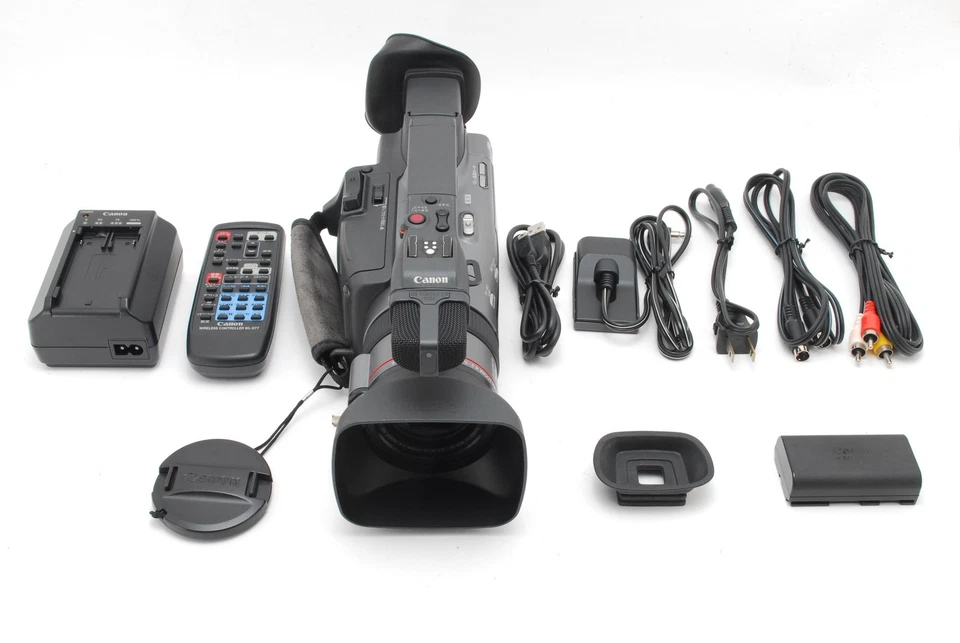 Rare! [MINT] Canon XV2 Camcorder 3CCD Digital Video Camera DM-XV2 From JAPAN - Image 2 of 4