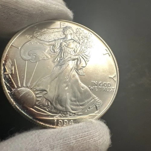 1994 American Silver Eagle 1 oz .999 Fine Silver BU – Natural Rim Toning, Luster