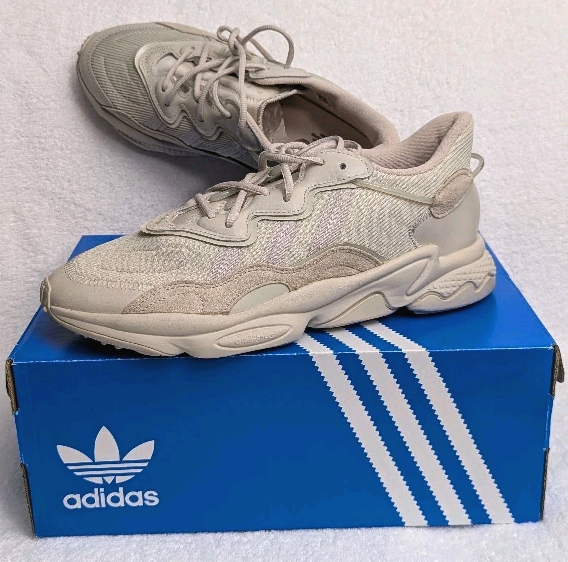 adidas gazelle silver green womens Adidas Ozweego Pro  DTLR