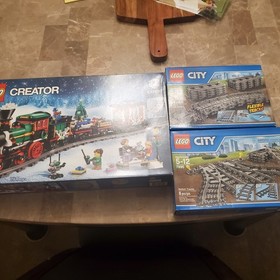 Lego Creator Winter Holiday Train 10254  Retired Set +  7499 &7895 tracks NIB