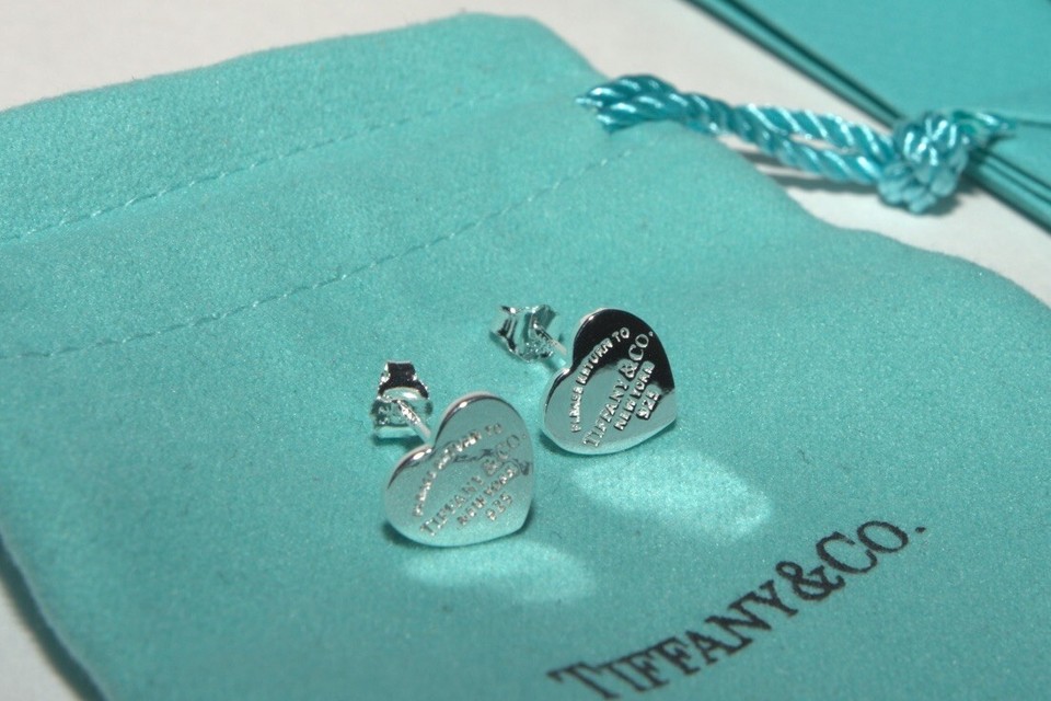 Tiffany & Co. Return To MINI Heart Tag Stud Earrings Silver 925 w/Pouch