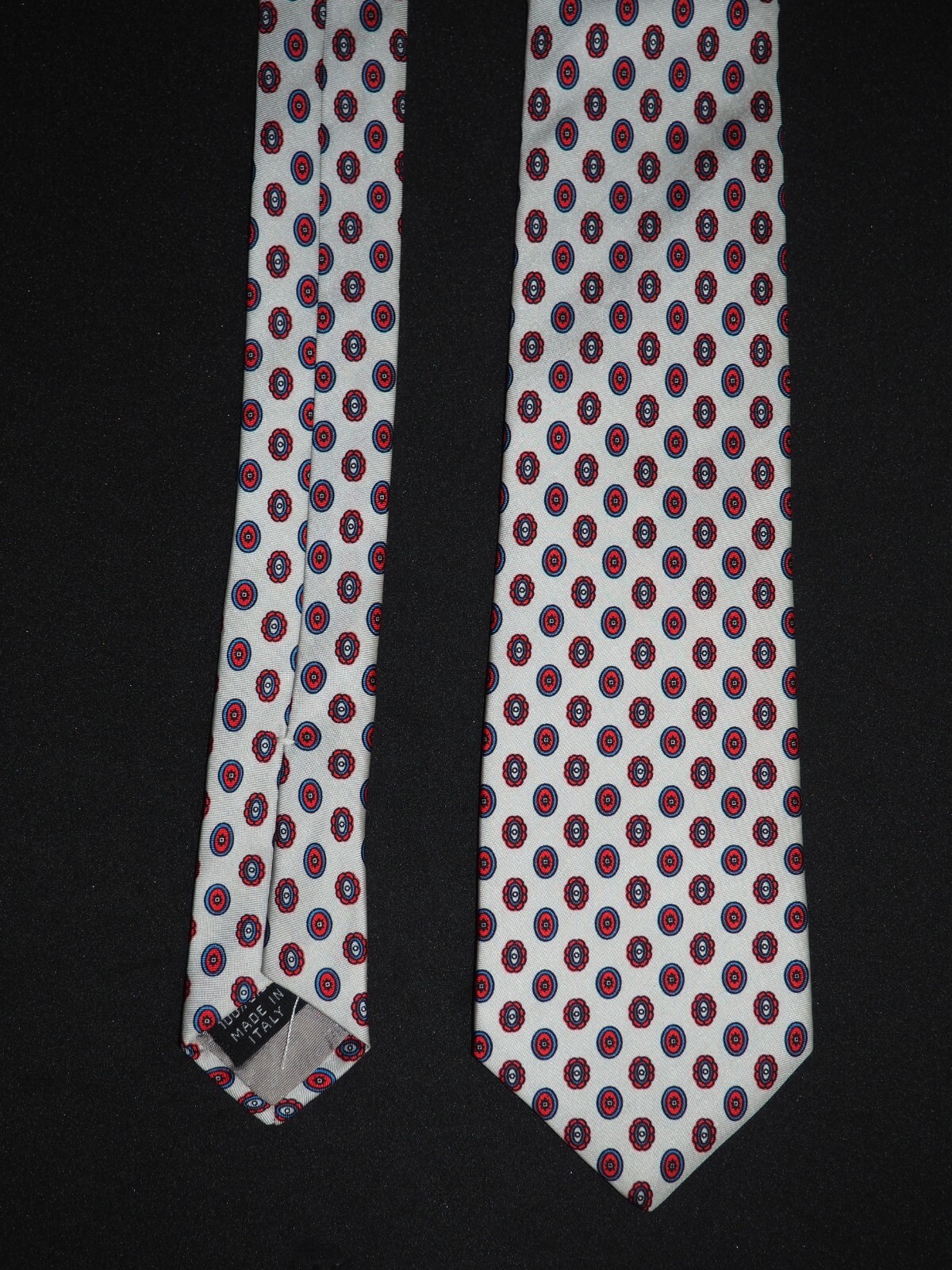 Foto 2 di 6