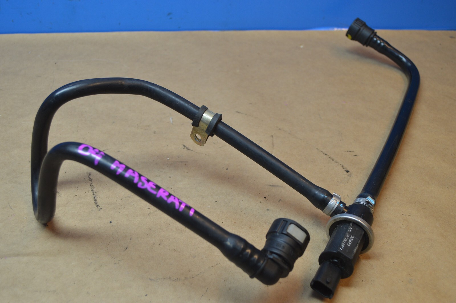 2004 M138 MASERATI M128 GT COUPE FUEL EVAPORATOR CHARCOAL HOSE LINE PURGE VALVE