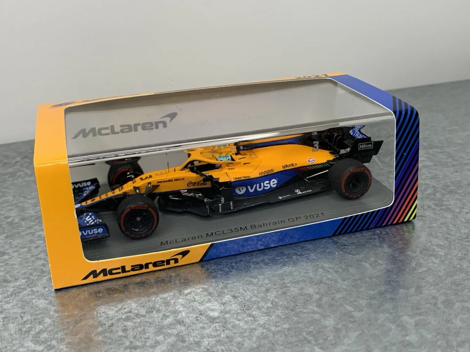 Spark 1:43 McLaren MCL35M Bahrain GP 2021 Ricciardo F1 - Image 2 of 4