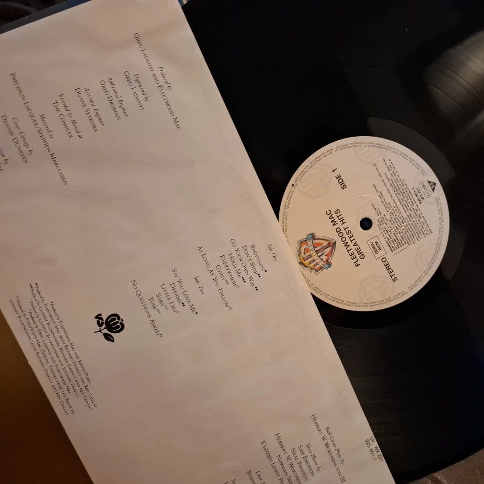Fleetwood Mac Greatest Hits original lp record  - Image 3 of 4