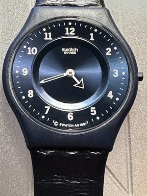NOW $81--SWISS TIMING!! ''Thinsider'' Swatch SFN102 34mm 1997, leather band
