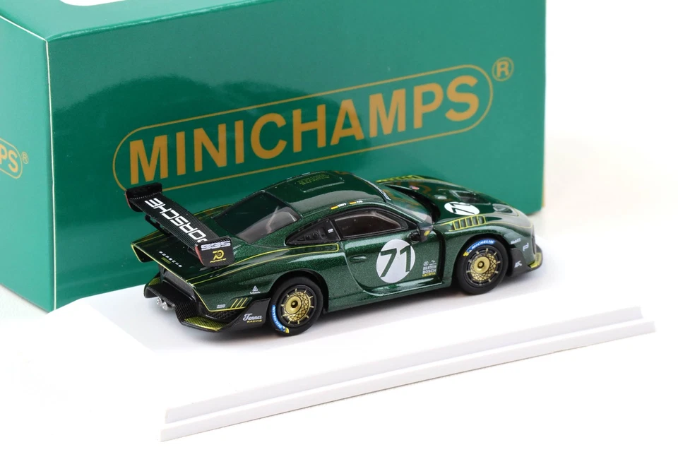 1:64 Minichamps Porsche 935/19 Tenner Racing #71 Verde 2018 - Immagine 2 di 3