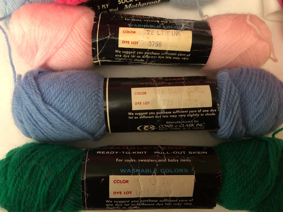 Calcetín de lana virgen hilo súper dedo corazón rojo de colección EE. UU. - Volumen y disco de envío Foto 2 de 4