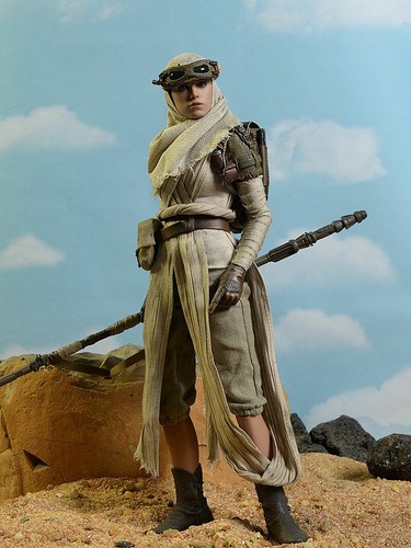 Rey and BB8 Hot Toys New MMS 337 - Picture 6 of 12