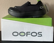 OOFOS OOMG Eezee Low Shoes Womens 6 Black Mesh Comfort Slip On Recovery Sneakers