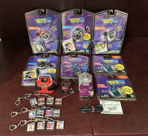13 Vtg Tiger Hit Clips Boombox Yahoo 3 FM Radio 6 Personal Players TESTED WORKS!