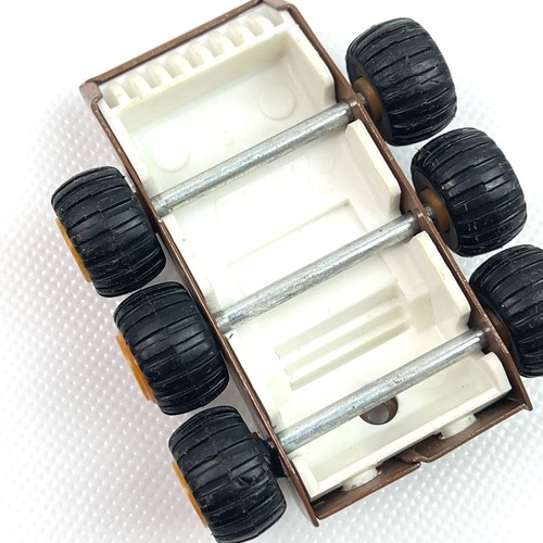 Vintage Buddy L Tin Bull Car Six wheels Brown Pressed Steel Made In Japan - Picture 13 of 14