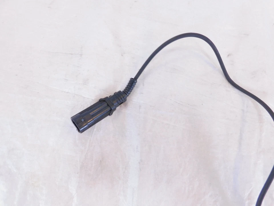 Harley Davidson Touring Road Street & Electra Glide Rear Wheel ABS Sensor - Imagem 4 de 4