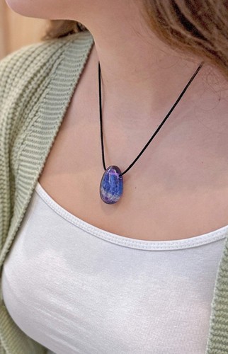 Colgante de gota de fluorita perforado con cinta de algodón | Joyería de piedras preciosas - Imagen 2 de 6