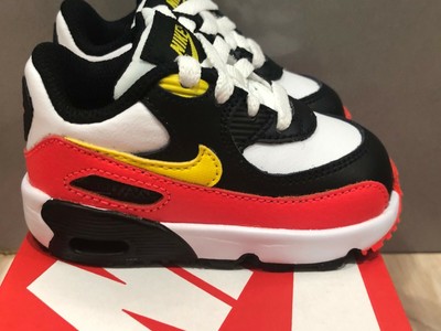 yellow nike girl shoes