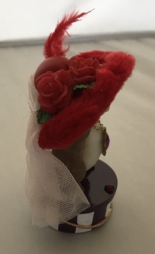 Charming Tails "You've Got Style" Figurine Mouse Red Hat Purple Necklace 4" NIB - Picture 2 of 12