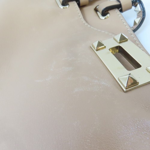 Valentino GHW Rockstud Large Shoulder Handbag 2 Way Calfskin Leather Beige - Picture 21 of 24