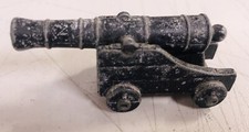 Vintage PENNCRAFT Cast Iron Black Miniature Canon 3 Flaw