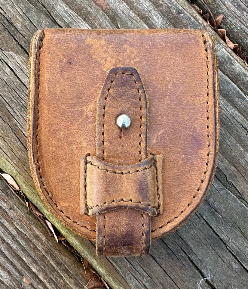 Saddleback Leather Clasp Coin Change Holder Pouch Purse Tobacco Brown