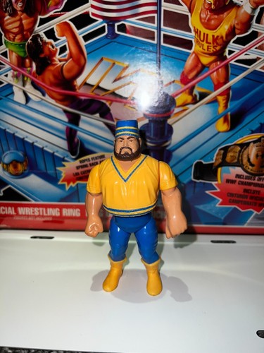 Akeem WWF Hasbro Wrestling Figure WWE Series 1 199...