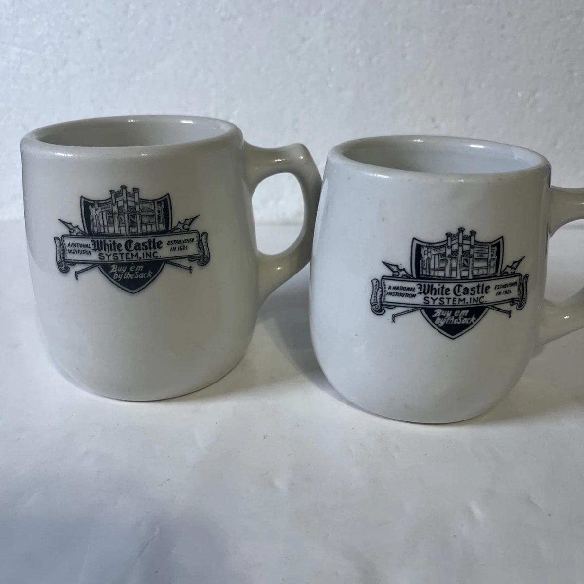4 finger coffee mug Mug: Gold Rose (Forest Green)