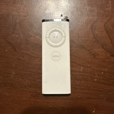 Original Apple Remote A1156 White Tested for iPod Universal Dock  Apple TV