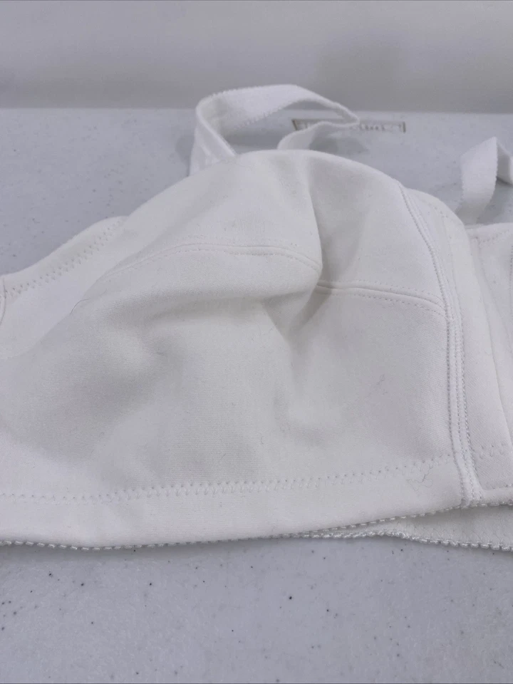 2 Comfort Choice White Bras Size 42B Unpadded Unwired Front Close 100% Cotton - Image 4 of 4