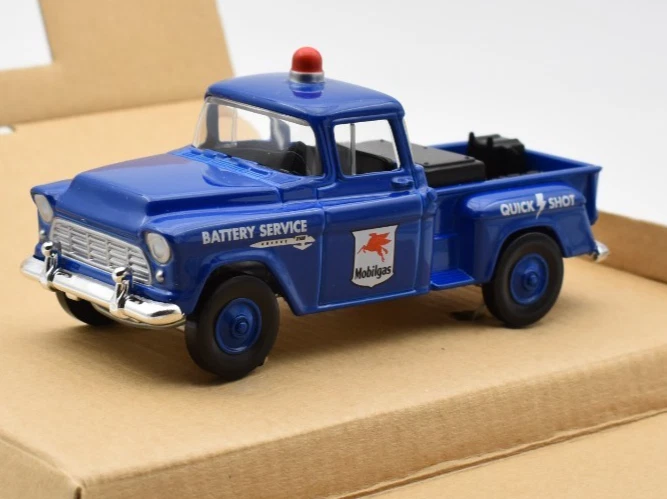 Matchbox Collectibles Yesteryear 1955 Chevrolet Pickup Mobilgas. 783332. MoY - Immagine 2 di 4