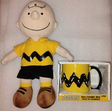 Peanuts Charlie Brown Plush 18oz Ceramic Mug Gift Set