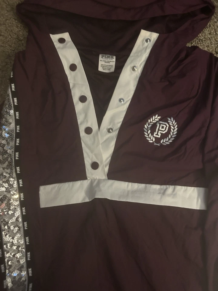 Chaqueta Victoria's Secret ROSA Granate Lentejuelas Lámina Brillante Forrada Anorak Talla M/L Foto 3 de 4