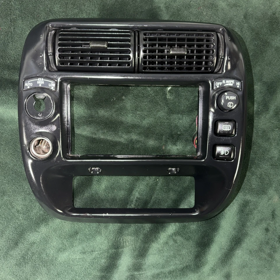 1995-2003 ford explorer ranger mountaineer radio dash trim bezel 4x4 OEM - Image 2 of 4
