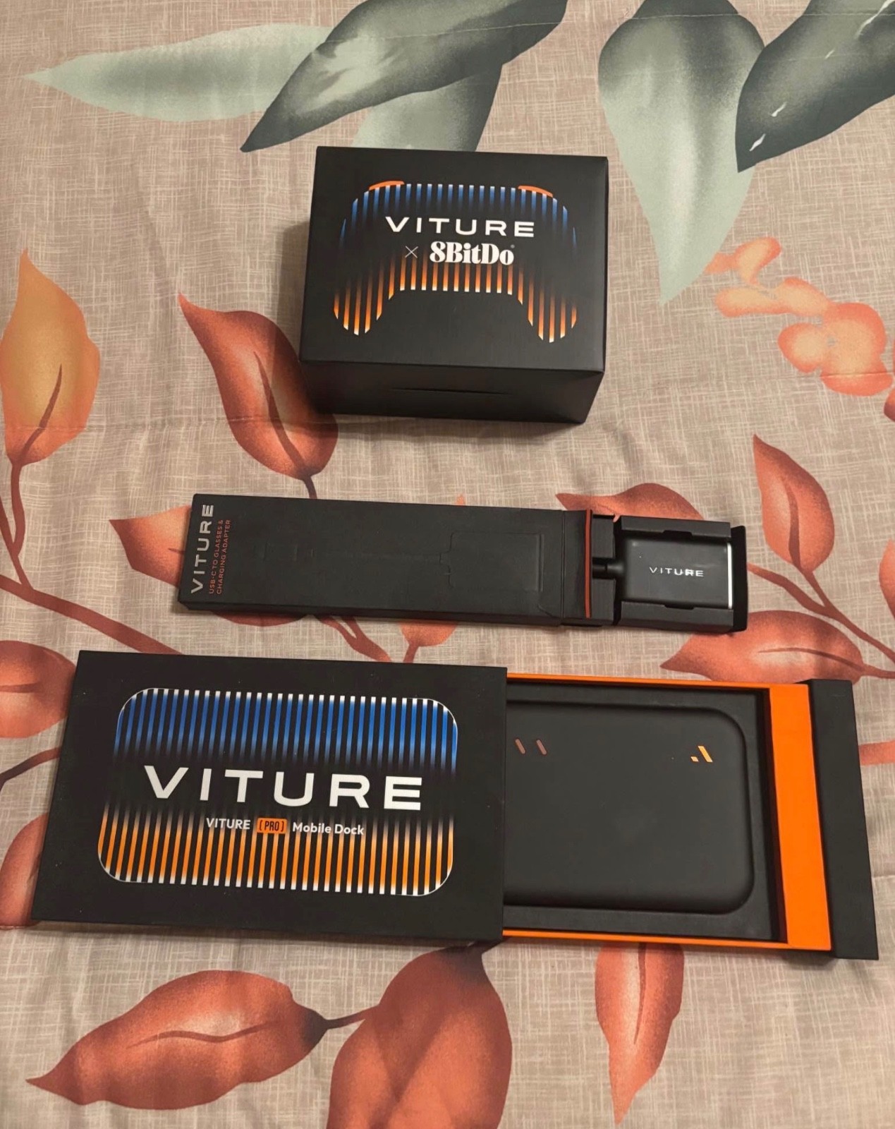 VITURE PRO XR/AR Glasses, (Virture Pro, Virtue Pro)  135” 120Hz bundle