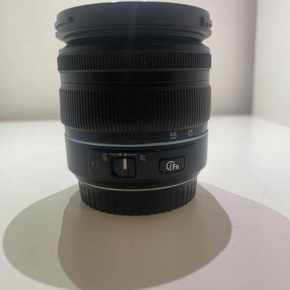 Samsung 18-55mm f/3.5-5.6 III OIS i-Function Zoom Lens - Samsung NX Mount - Image 3 of 4