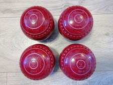 Lawn Bowls Taylor VectorVs, Size 4. Burgundy colour, Immaculate.