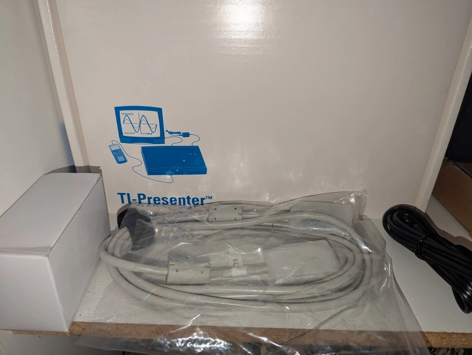 BRAND NEW - Texas Instruments TI-Presenter - Tv Display Console For Calculators - Image 2 of 4