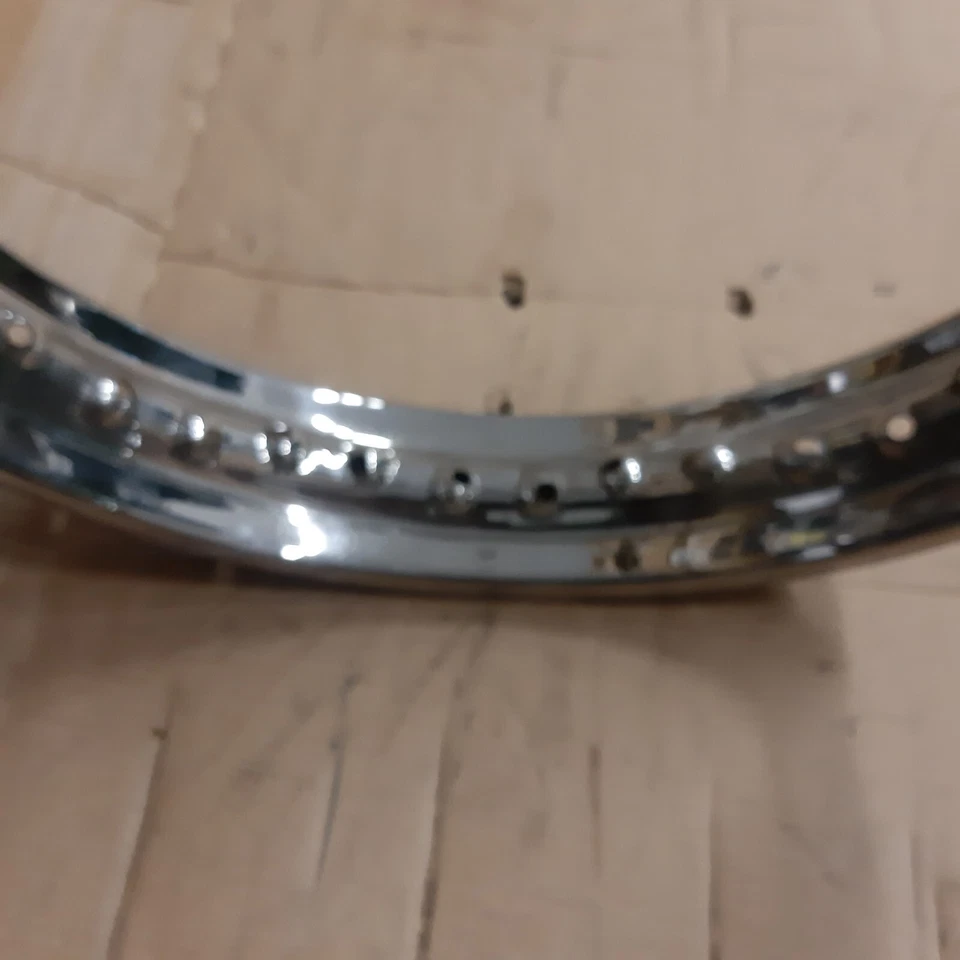 MOTO GUZZI NEVADA 750 ANELLO CERCHIO POSTERIORE CROMO DA RIFARE Foto 3 de 4