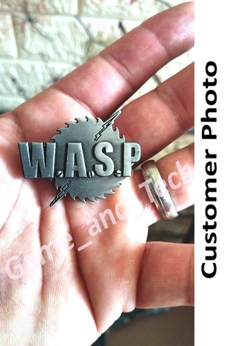 Eddie Munson WASP (W.A.S.P) Pin Badge - from Stranger Things Series 4 Netflix TV - Picture 6 of 6