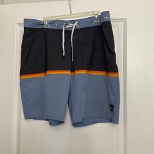Quicksilver Mens Standard Highline 20  Outseam Boardshort Swim Trunk -Sz 38