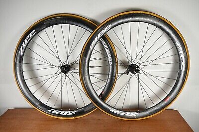 Zipp 303 Speed Weaponry Carbon Tubular 700C Wheelset Zipp 303 Speed Weaponry Carbon Tubular 700C Wheelset